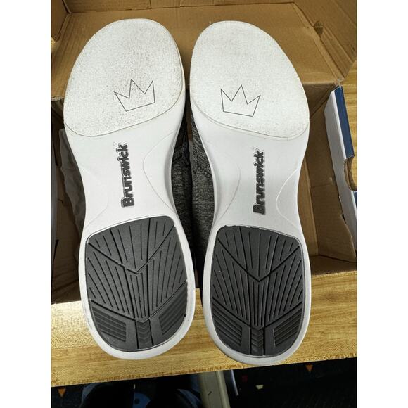 Women’s Bowling Shoes Size 9.5 NIB Brunswick Karma Grey - Picture 5 of 5